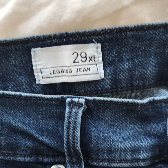 GAP Med/Dark Wash Legging Jeans - Picture 5 of 7